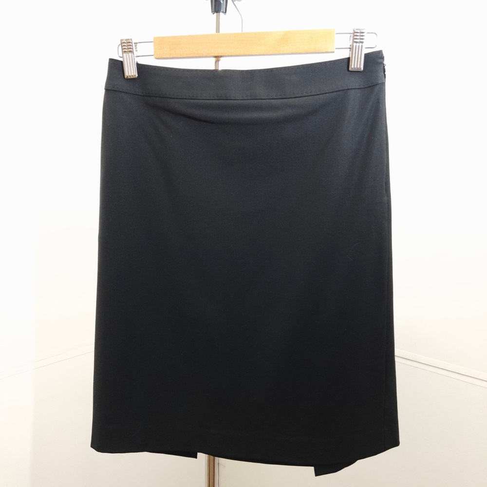 Business casual pencil skirt